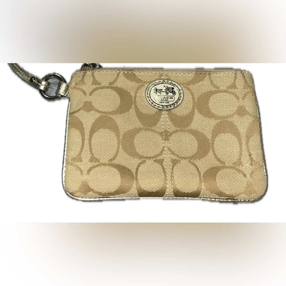 Coach Est 1941 New York Beige Wristlet, Vintage - Picture 2 of 14